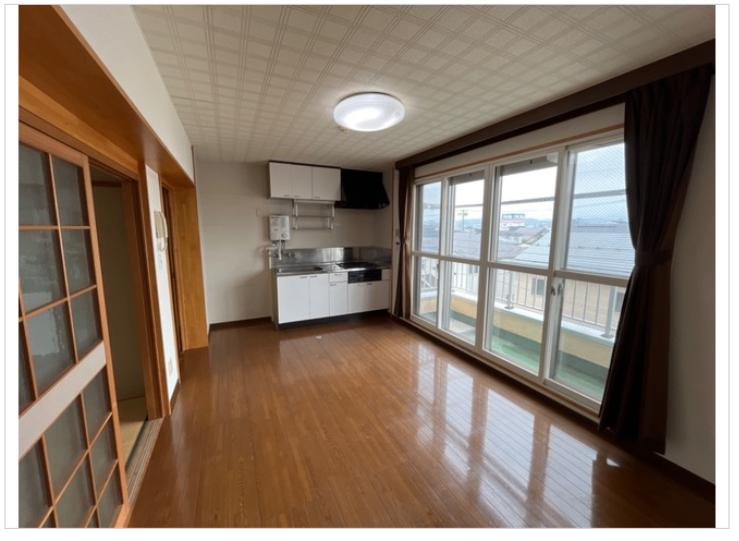 バルコニー　日当たり良好なバルコニー