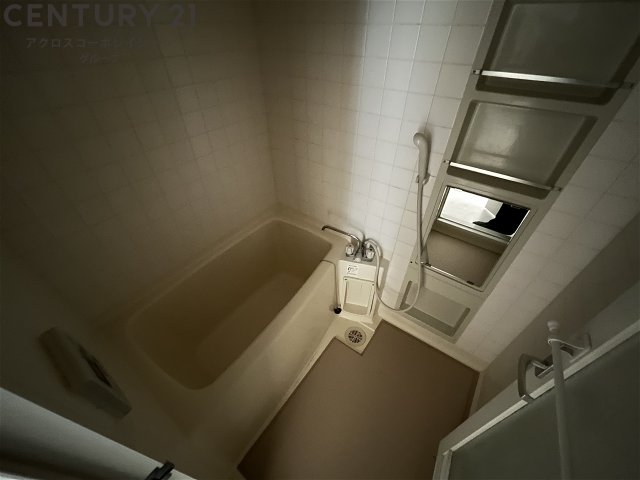 バス・シャワールーム　シンプルな浴室です！