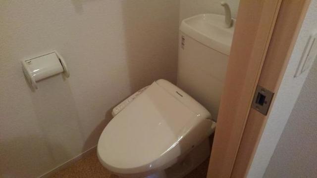 トイレ　ウォシュレット