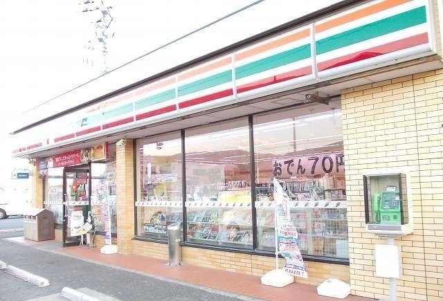 コンビニ　セブンイレブン竹松店（コンビニ）まで400m