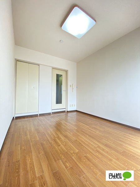 居室・リビング　３０２　イメージ