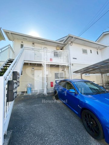 建物外観　落ち着いた雰囲気の外観です