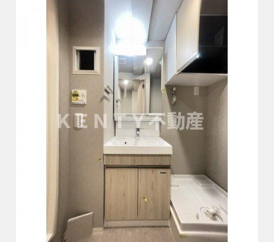 洗面設備　使いやすい洗面所です