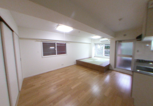 居室・リビング　広いリビング