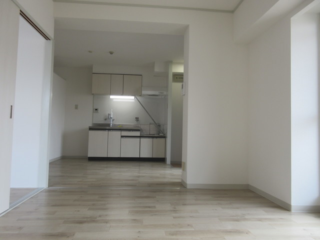 居室・リビング　１４帖の広いリビングです。