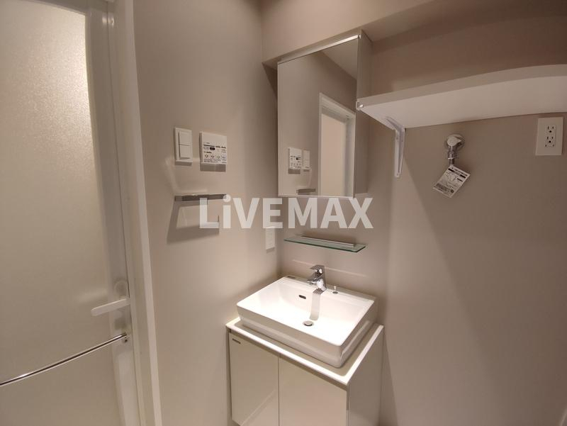 洗面設備　別号室参照