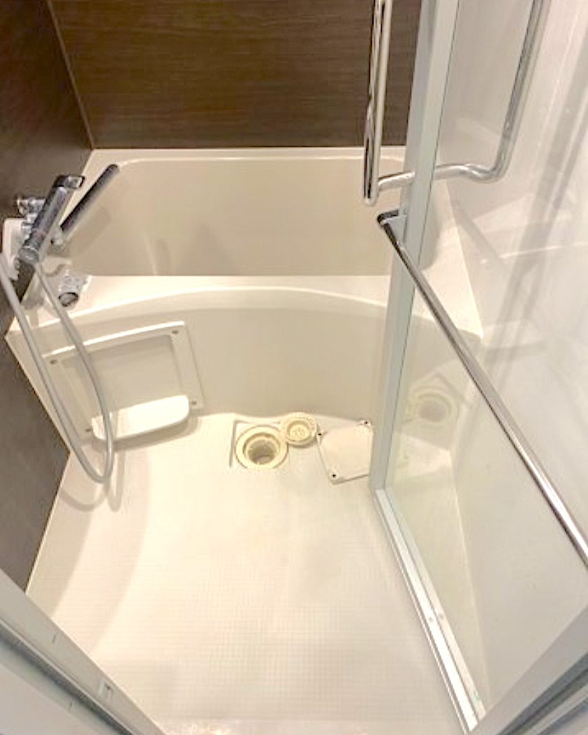 バス・シャワールーム　浴室