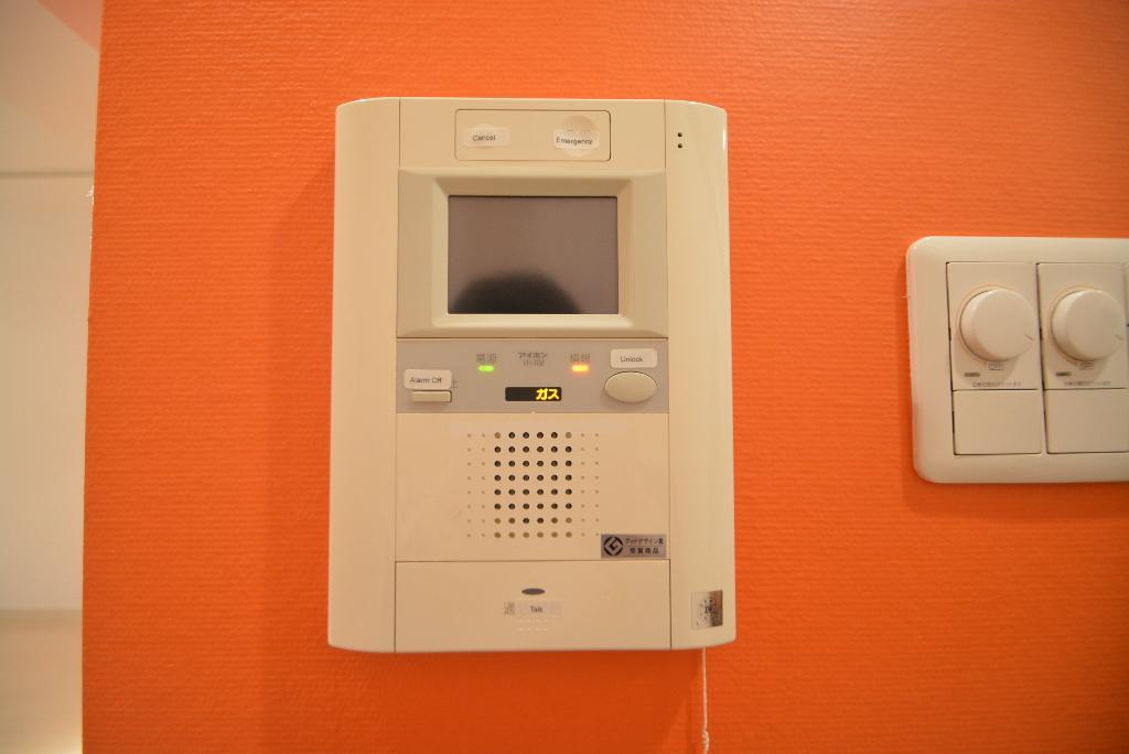 セキュリティ　カメラ付インターホン