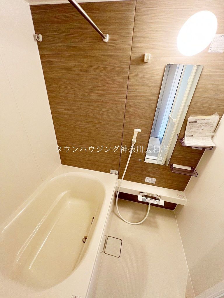 バス・シャワールーム　バス