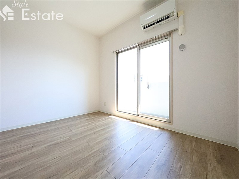 居室・リビング　内装