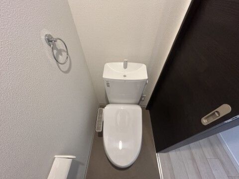 トイレ　シエーナ上中里　北区上中里2