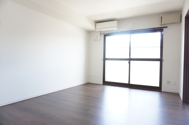 居室・リビング　ＬＤＫ１３．４帖