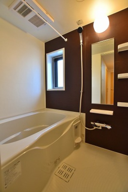 バス・シャワールーム　バスルーム