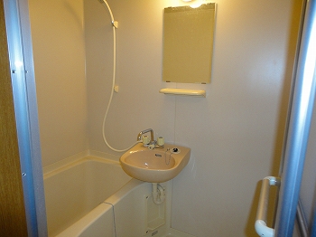 バス・シャワールーム　風呂、2点セパレート