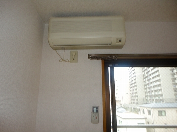 その他　エアコン一基設備