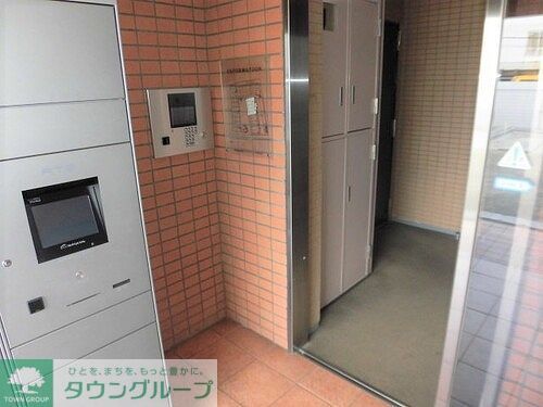 エントランス　エントランス