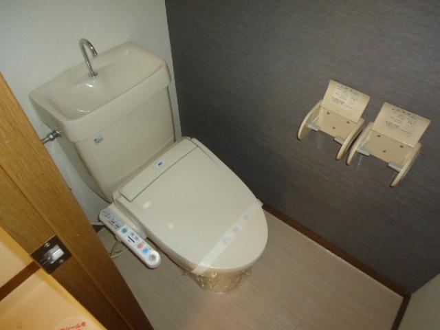 トイレ　シャワー付トイレ