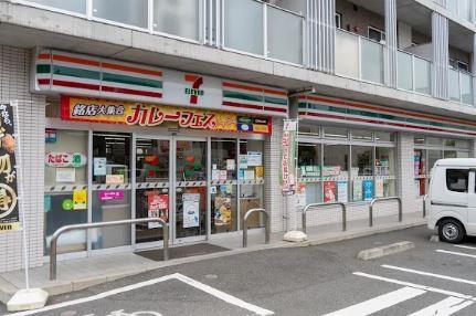 コンビニ　セブンイレブン 練馬高野台4丁目店（コンビニ）まで357m