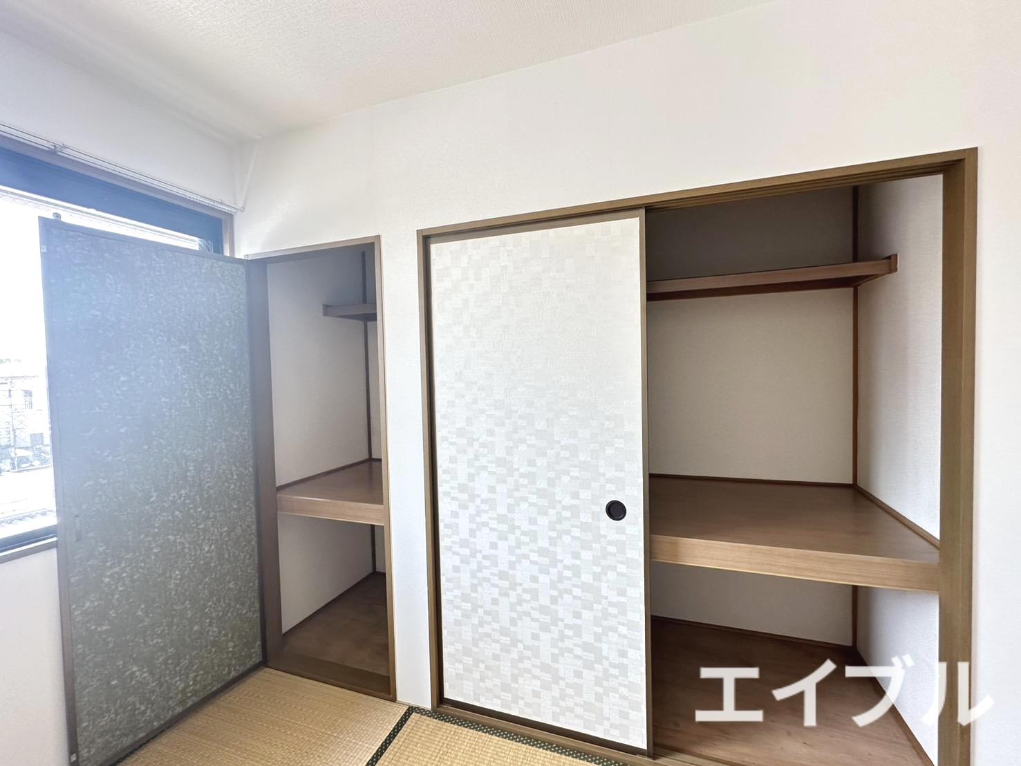 収納　反転タイプとなります。