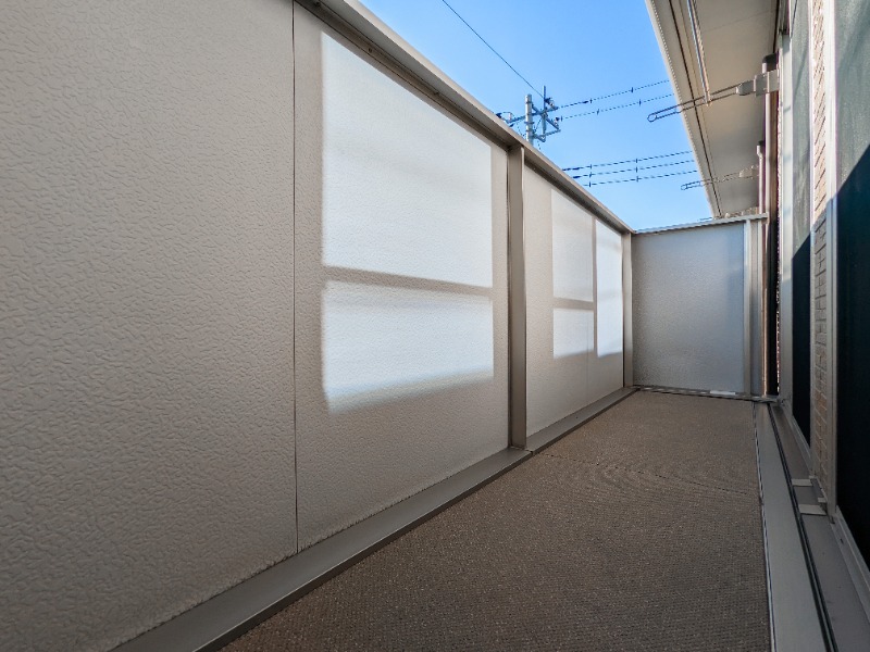 バルコニー　図面と現状に相違がある場合には現状を優先