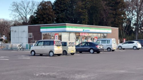 コンビニ　ファミリーマート 小山羽川店（コンビニ）まで1310m