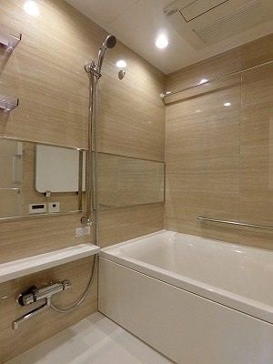 バス・シャワールーム　きれいなお風呂です