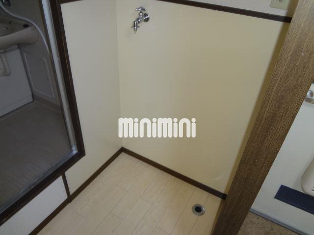 洗面設備　洗濯機置き場