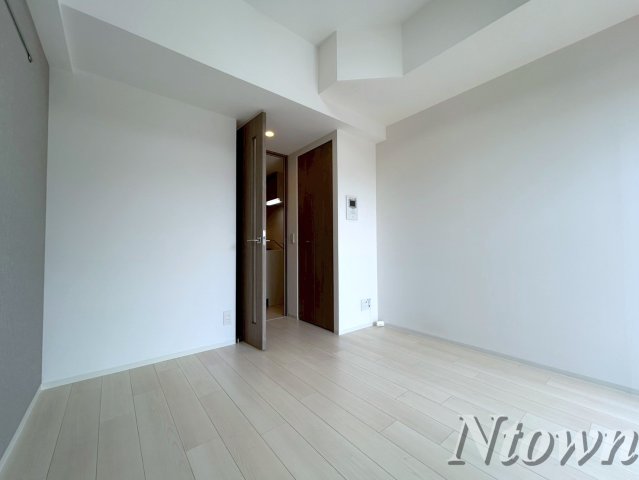 居室・リビング　こちらの居間で趣味の時間をお楽しみください