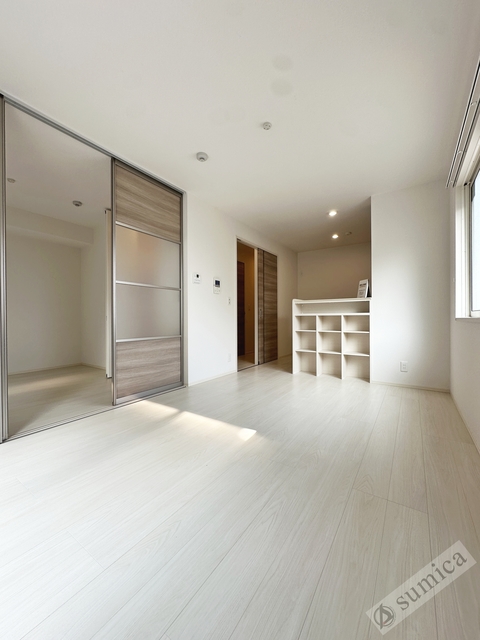 居室・リビング　ネットは無料で利用可能です♪♪