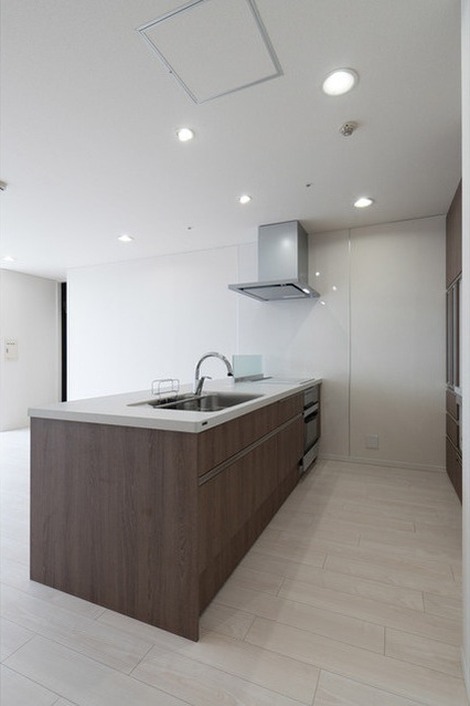 キッチン　他部屋参考写真となります。