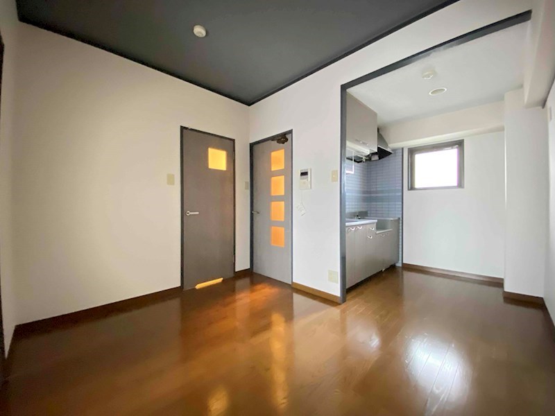 居室・リビング　別号室イメージ