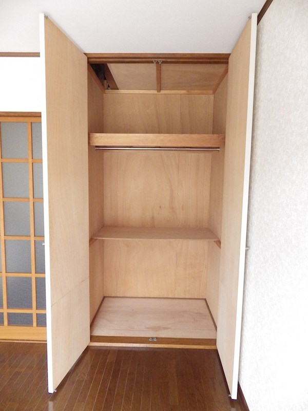 収納　リフォーム中