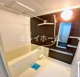 バス・シャワールーム　同建物内別のお部屋の参考写真になります。