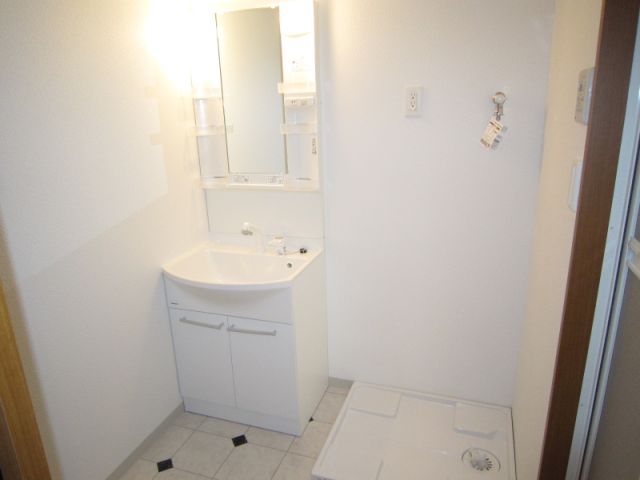 洗面設備　洗髪洗面化粧台