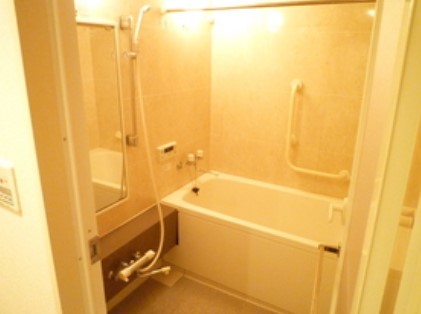 バス・シャワールーム　バス