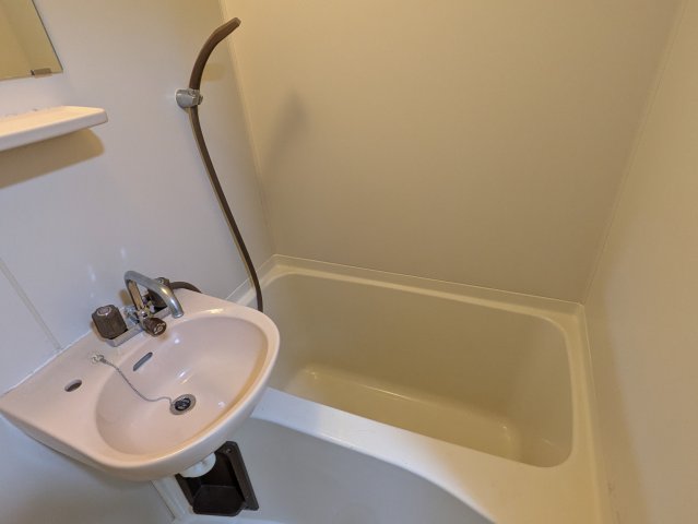 バス・シャワールーム　2026年2月撮影※現況を優先します