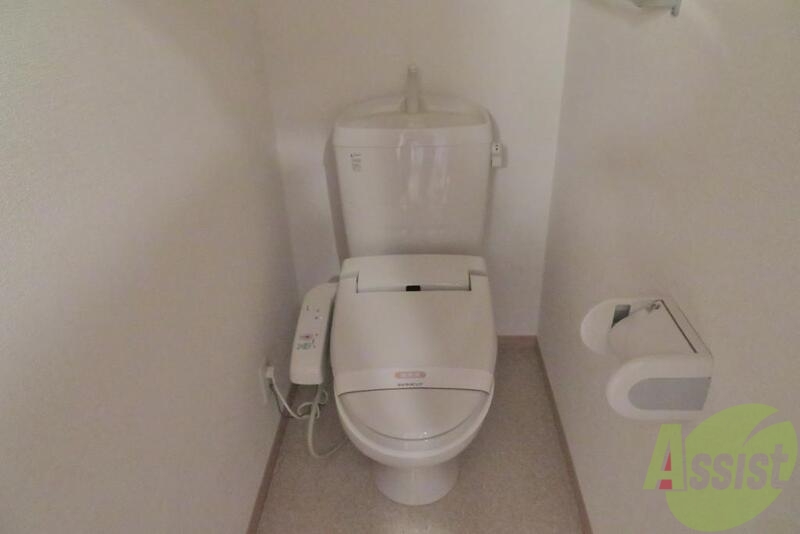 トイレ　トイレにはウォシュレットももちろん設置されております。