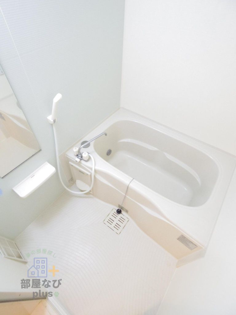 バス・シャワールーム　※他号室写真です