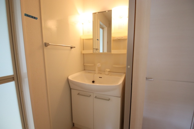 洗面設備　※別室の参考写真の為、現況優先です。