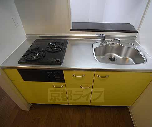 キッチン　実際の間取りと違う場合がございます