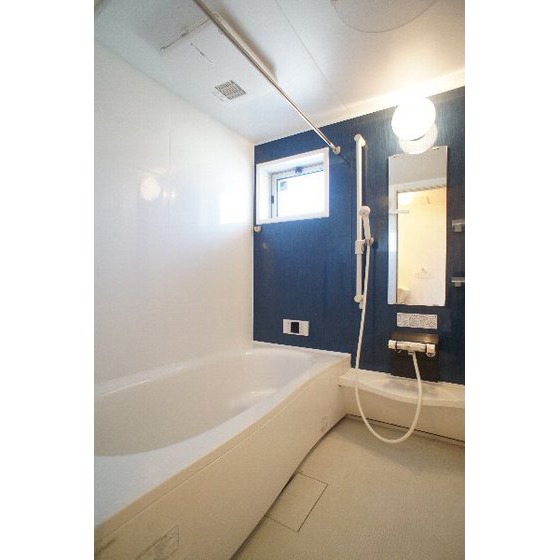 バス・シャワールーム　追い焚き、浴室乾燥機付き