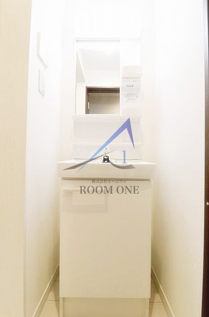 洗面設備　独立洗面台です。