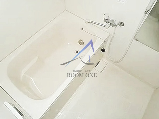 バス・シャワールーム　お風呂です。