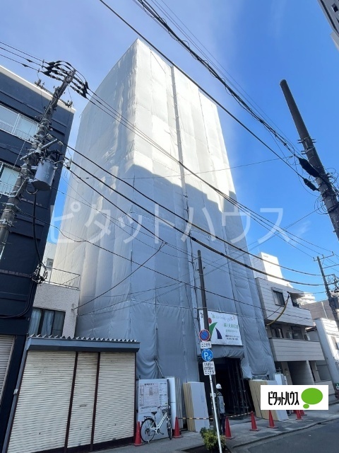 建物外観　建築中