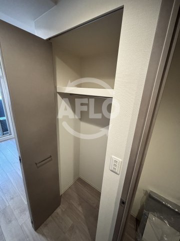 収納　プレサンス緑橋ソレアス　クローゼット