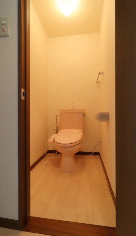 トイレ　図面と現状に相違がある場合には現状を優先