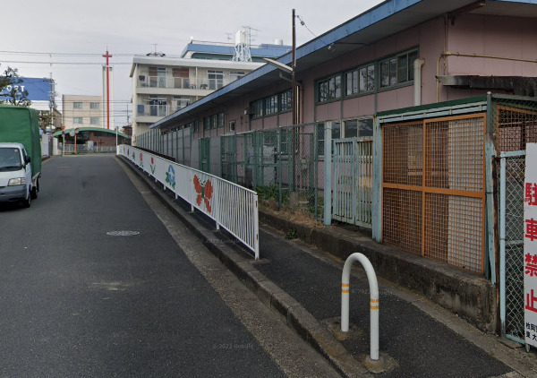 幼稚園・保育園　東大阪市立 縄手北幼稚園（幼稚園・保育園）まで2010m
