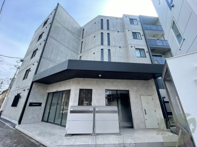 建物外観　札幌市東区北十七条東「ＲｆｉｎｏＮ１７」