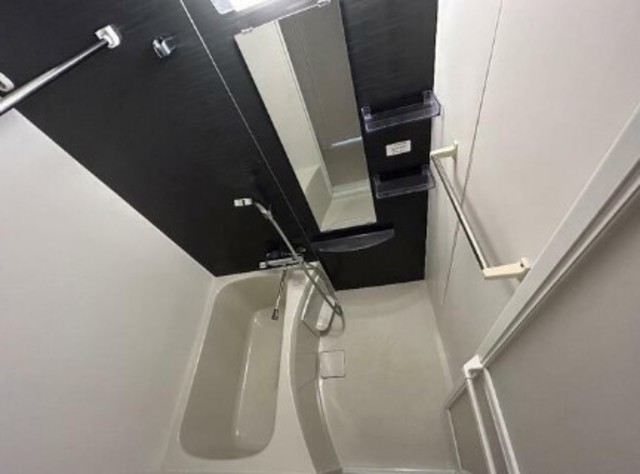 バス・シャワールーム　バスルーム