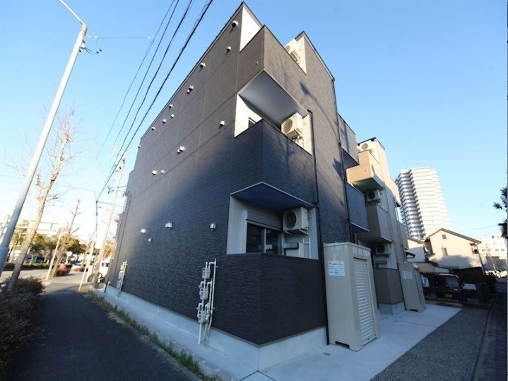 建物外観　外観　デザイナーズ　光インターネット無料